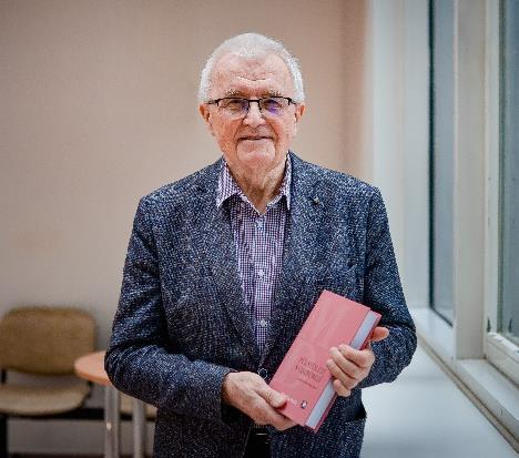 1.3 Představení významné osobnosti Lékařské fakulty UP Prof. MUDr. Miloslav Duda, DrSc. Profesor MUDr. Miloslav Duda, DrSc., dřívější přednosta II.