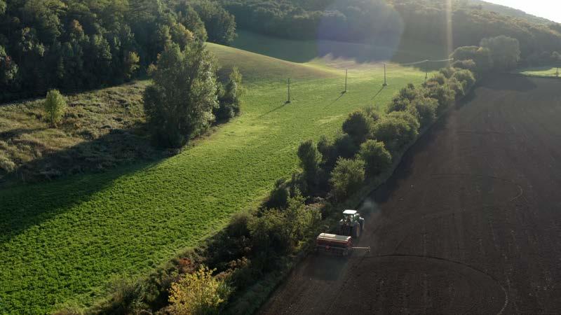 Zobrazují se různá chráněná území od národních parků přes maloplošné přírodní památky či rezervace po oblasti Natura 2000. Dle typu se odvíjí i míra ochrany a omezení způsobu hospodaření.