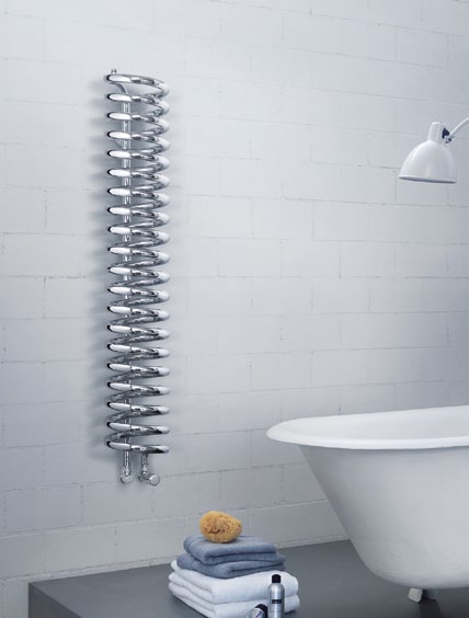 swiss made italy design SPLASH SPIRALE RUNTAL SPIRALE Designový radiátor RUNTAL SPIRALE se dodává v provedení chrom, metallica, matná černá nebo bílá.