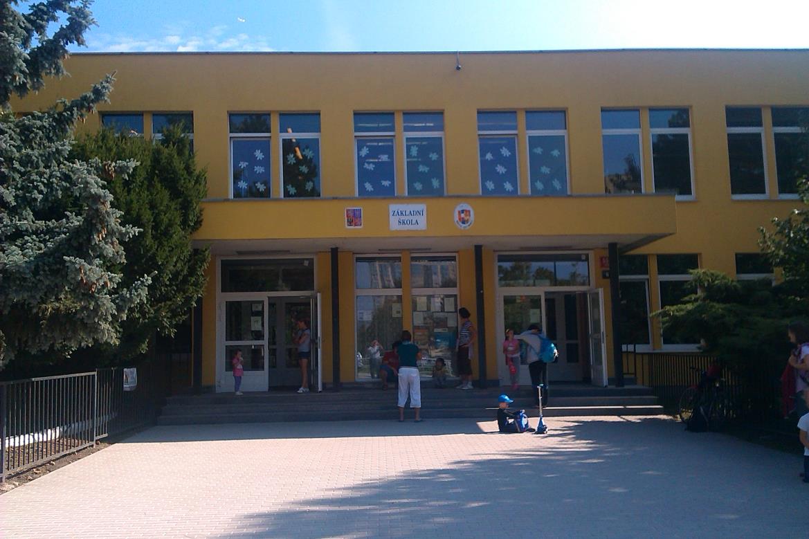 Výroční zpráva za školní rok 2013/2014 ZÁKLADNÍ ŠKOLA, PRAHA