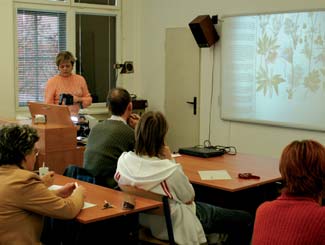 Vyšší odborná škola 41-31-N/ 01 Regionální politika zemědělství a venkova Tento typ školy studentům nabízí: tříletý pomaturitní studijní obor