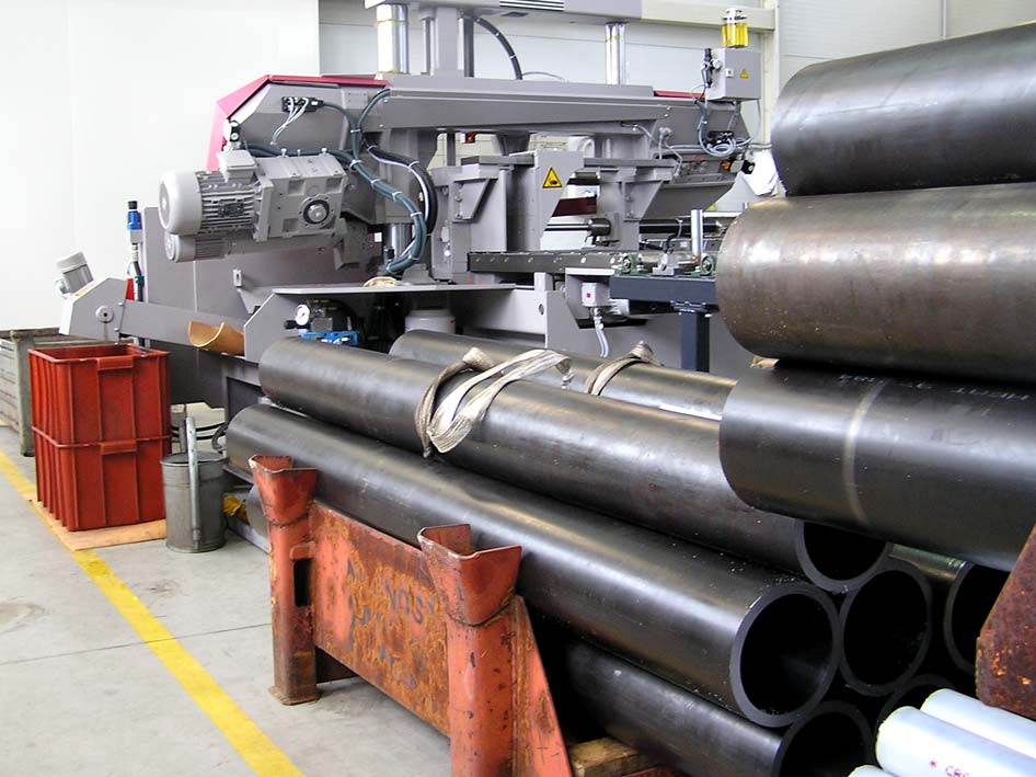 Trubky pro hydraulické válce Trubky pro hydraulické válce Přesná ocelová trubka tvoří základní nepohyblivou část přímočarého hydromotoru.