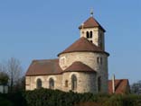 válcovitý charakter, absida; sv. Jiří jako nejznámější rotunda commons/4/4b/prednikopaninarotunda.