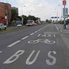 BUS + CYKLO (+TAXI) PRUHY Proč jsou některé pruhy časově omezeny? Časové omezení platnosti některých vyhrazených jízdních pruhů může být pouze na období dopravních špiček.
