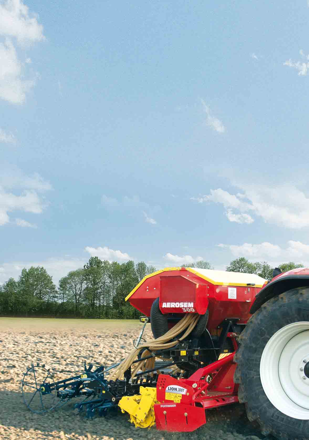 spolehlivé spojení Pfievody plynulé bezstupàové v olejové lázni Plynulá, bezstupàová pfievodovka v olejové lázni pohání tfiídílné