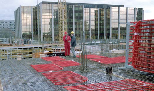 8.2 Varianty systému 8.2.1 Moduly REHAU BKT - Rychlá montáž - Variabilní rozměry modulů - Standardní a speciální geometrie Systémové komponenty Obr.