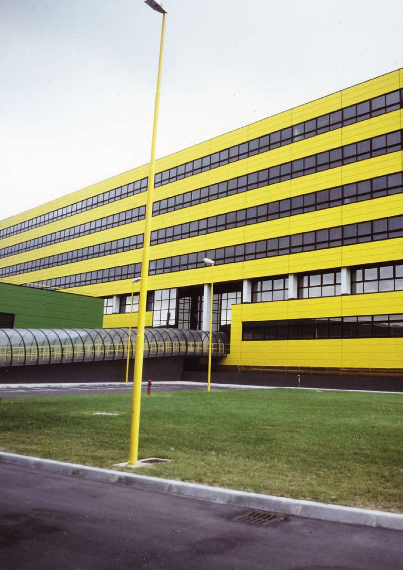 TECHNICKÉ ÚDAJE Barva: Objemová hmotnost - dle UNI EN ISO 2811-1: Viskozita (25 C) - dle UNI 8902: Doba schnutí (při 23 C a rel.