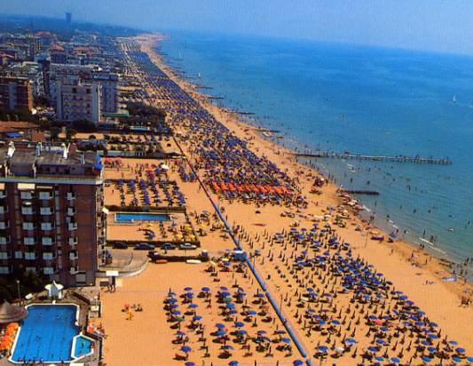 ADRIATICKÁ RIVIÉRA - LIDO DI JESOLO ITÁLIE dlouhá písčitá pláž s pozvolným vstupem do moře možnost zajištění prostoru pro