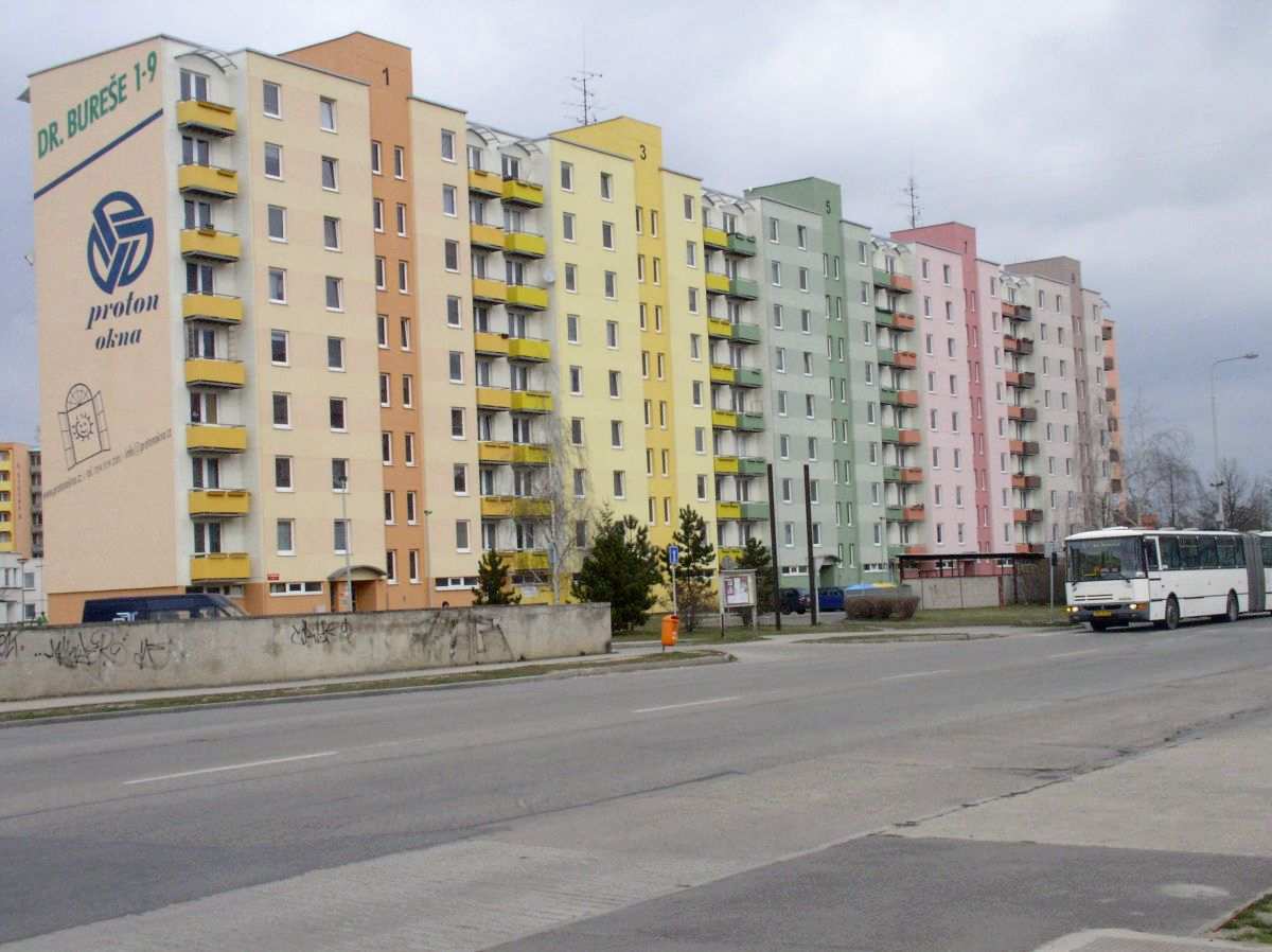 programem SoundPlan byl proveden po namodelování lokality v několika krocích: výpočet hladin hluku v době denní a noční ve výpočtových bodech v