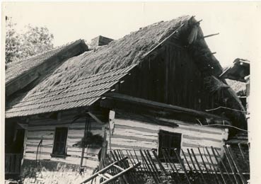 PhDr. Lubomír Procházka, m CSc.; Hornické muzeum Příbram Dok Dokumentace tradičních jevů lidového stavitelství Sedlčanska na konci l. poloviny 20. století PhDr. Lubomír Procházka, m CSc.; Hornické muzeum Příbram 1.