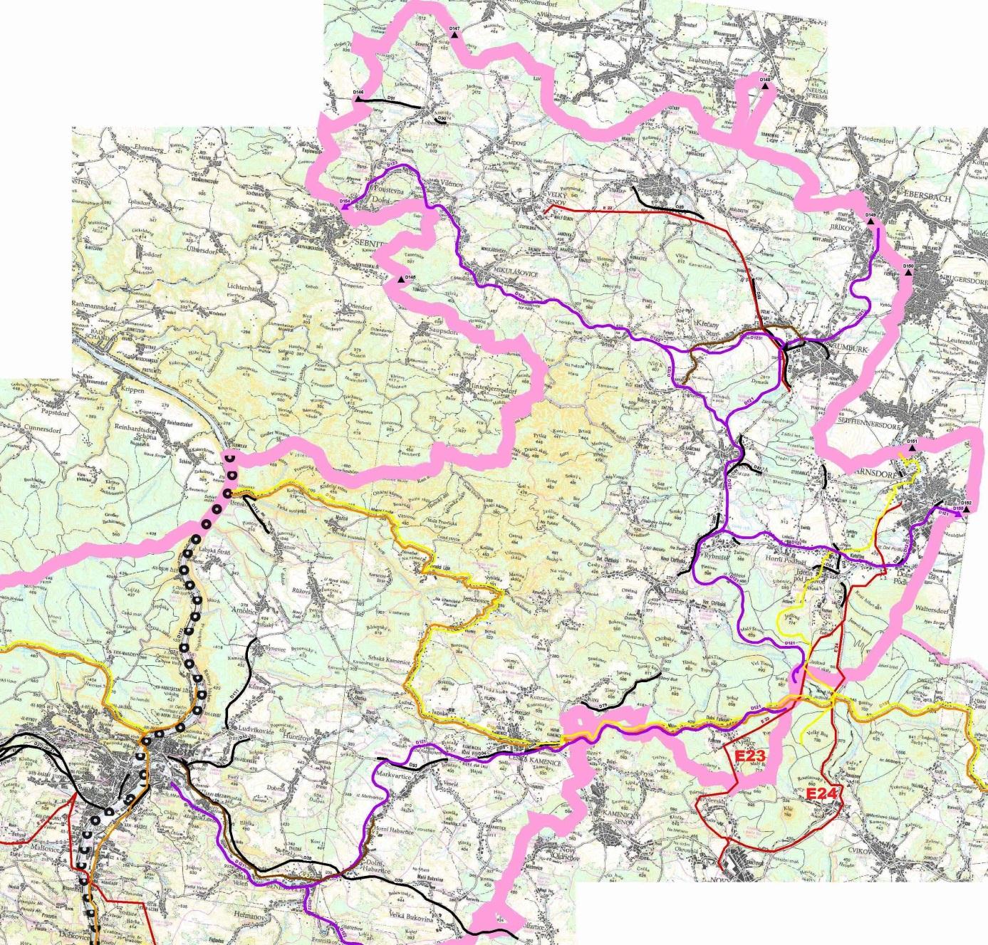 b) Územní plány velkých územních celků Ústeckého a Libereckého kraje V rámci přípravy územního plánu velkého územního celku (dále ÚPN-VÚC) Ústeckého kraje byly analyzovány dosud vydané ÚPN-VÚC na