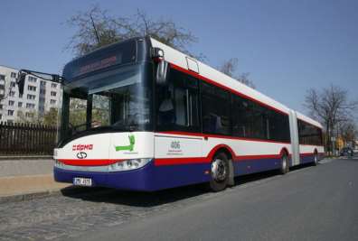 linkami Délky linek: tramvaje 30 km, autobusy 272 km