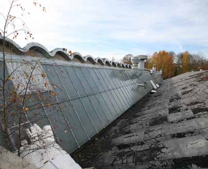 Šedové střechy jako zdroj úspor energie Výchozí stav: Jsou vykazovány vysoké tepelné ztráty u původních šedových světlíků způsobené jednovrstvou výplní z drátoskla.