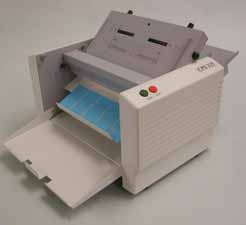 The fully automated grinding system makes device operation much more comfortable and most importantly, significantly shortens the time the operator needs to get the spatula ground.