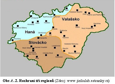 Západní částí města protéká nejdelší moravská řeka Morava, která je zde sevřena do poměrně úzkého údolí, jímž jsou vzájemně oba úvaly propojeny. Toto místo bývá označováno jako Napajedelská brána.