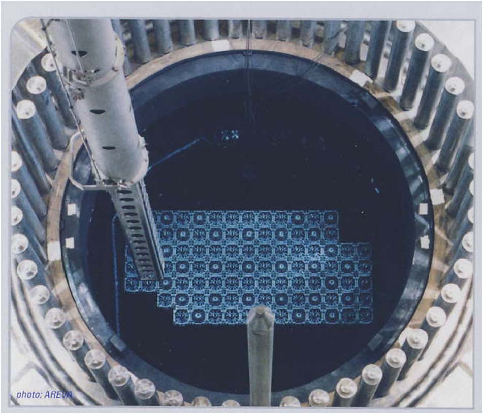 Výměna paliva v elektrárně Zcela zásadní je správné umístění palivových kazet v reaktoru kazety se