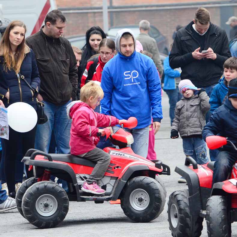 připravit debaty, definovat závěry a navrhovat vládě recepty Umíme oslovit