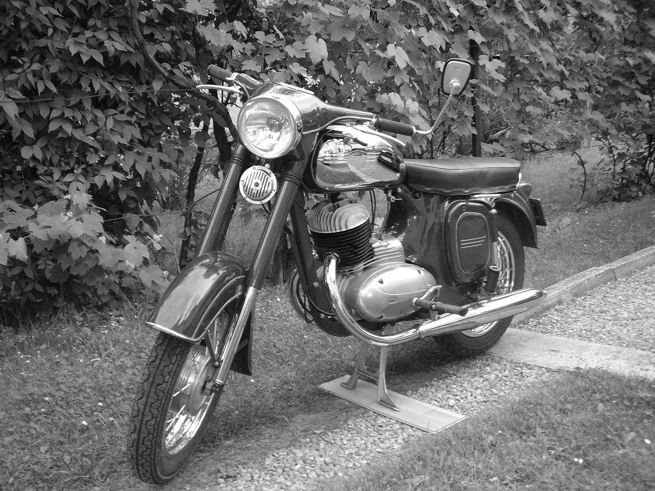 Jawa 250 typ 559.