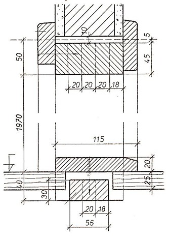 Mají stojky a nadpraží z hoblovaných hranolů průřezů 55 x 115 mm s polodrážkou 15 x 27 mm pro osazení otočného křídla. Stojky, nadpraží a spojka jsou zčepovány a sklíženy.
