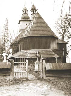 nisterstva. Což, kdyby vyhořel?! A panu strážmistrovi, který je lej zavěšenou v chrámové lodi. Liturgická výbava byla vyhání, říkají, že Vy pane starosto, jste jim to povolil!