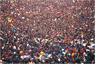 Lagos 2000 - Evangelizace milénia, 7. 12. listopadu 2000 Tato velká šestidenní kampaň byla navštívena celkem 6 miliony lidí. Závěrečné shromáždění v neděli 12.