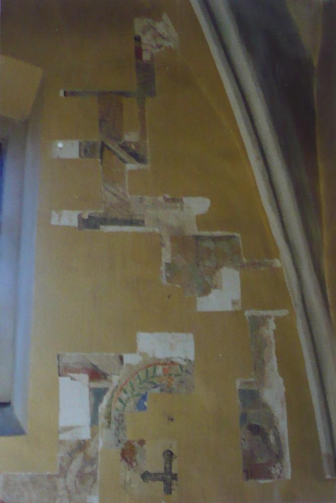 Obrázek 74: Nesení kříže, 2.pol.14.st.,nástěnná malba, Nebovidy, kostel sv. Kříže, jižní stěna presbytáře. Stav po odkrytí.