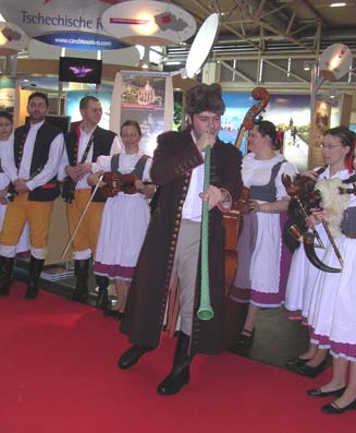 února 2008 jsme zajistili prezentaci tradic Jihočeského kraje na veletrhu cestovního ruchu v Mnichově (Bavorsko).