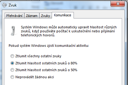 Zvuk Panel umožňuje vybrat a nastavit vlastnosti zařízení určeného pro přehrávání zvuků, měnit a