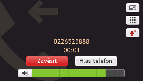 Při volání do zahraničí je třeba zadat telefonní číslo včetně směrového čísla země. V zařízení Mio je směrové číslo země odděleno od telefonního čísla znaménkem +.