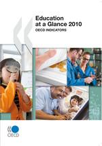 Education at a Glance 2010: OECD Indicators Summary in Czech Language Education at a Glance 2010: OECD Indicators Přehled v českém jazyce V zemích OECD, vlády jednotlivých zemí hledají takovou