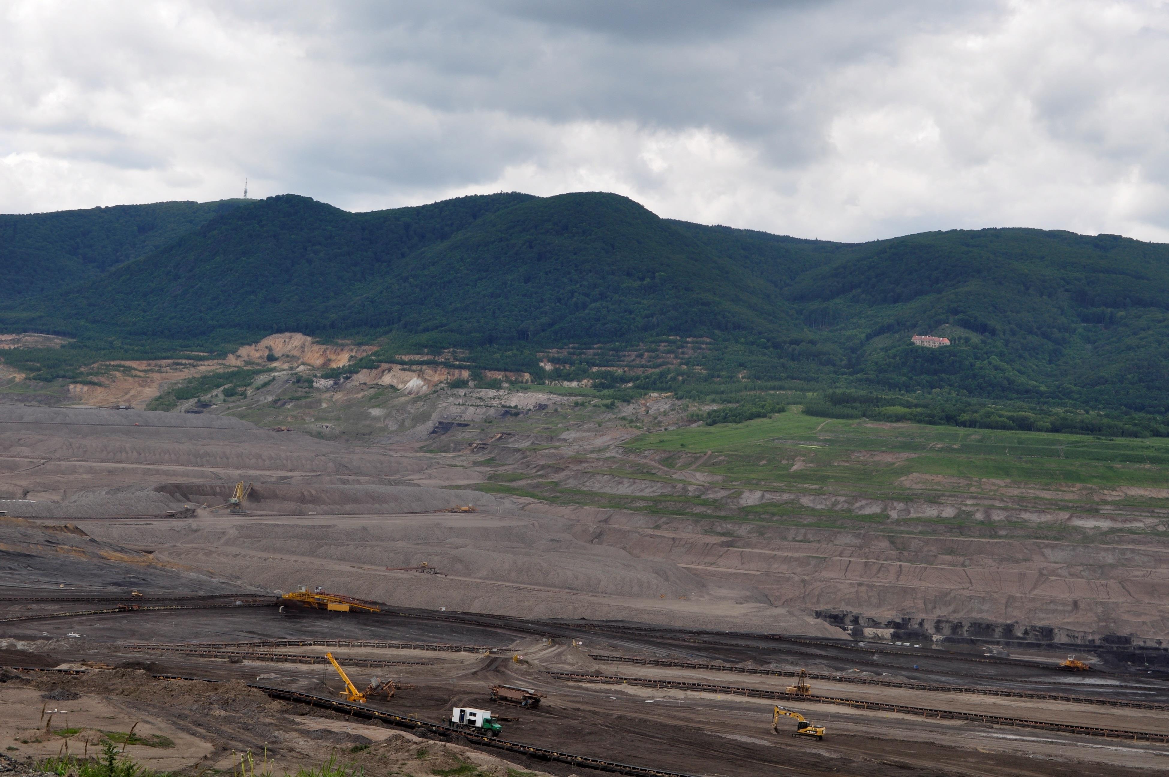 ① skutečný přístup k informacím a k účasti na rozhodování pro občany ② žádná veřejná podpora jaderné a fosilní energetiky ③ evropské fondy pro snižování spotřeby energií ④ účinná řešení pro dopravu v