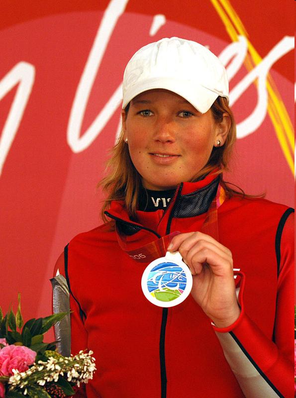 Anna Kulíšková Základní info: Anna Kulíšková se narodila 9. 3. 1986. Je reprezentantkou Českého svazu zrakově postižených sportovců ve sjezdovém lyžování a také členkou Českého paralympijského týmu.