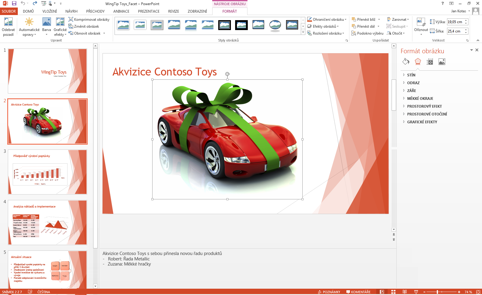 Úvodní příručka Microsoft PowerPoint 2013 vypadá jinak než ve starších verzích, proto jsme vytvořili tuto příručku, která vám pomůže se s ním rychle seznámit.