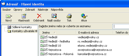 Důležité příjem (stažení) i odesílání neodeslané pošty můžeme vyvolat kliknutím na tlačítko v panelu nástrojů Odeslat a příjmout Práce s Adresářem Kontakty můžeme do adresáře