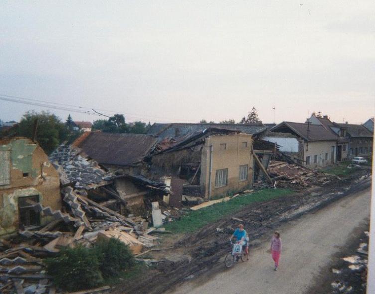 století Jediná NNO, která měla částečnou zkušenost s