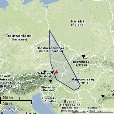 4 Obrázek 2: Oblast významu (modrý polygon) pro Sněžku a Klosterwappen Na obrázku 2 je názorně vidět rozdíl ve velikostech jejich inverzních výškovnic (uzavřených mnohoúhelníků).