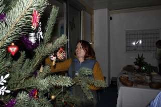9.12.2013 Vánoční setkání Rady dětí a mládeže Jihočeského kraje Vánoční setkání zástupců členských sdružení Rady dětí a mládeže Jihočeského kraje se konalo v pondělí 9.12.2013 od 16 hodin v prostorách Rady dětí a mládeže Jihočeského kraje na Husově ulici.