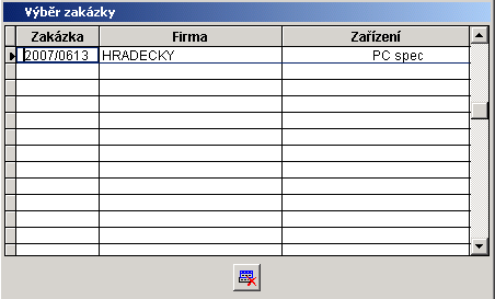 13 5. Fakturace 5.1. Zápis faktury Při zápisu faktury nejprve zvolíme zákazníka a to buď zadáním jeho evidenčního čísla a nebo vybereme ze seznamu vyvolaného tlačítkem Do dolního textového pole lze