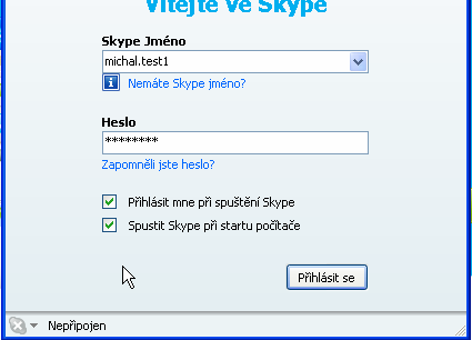 PRVNÍ SPUŠTĚNÍ Po prvním spuštění se otevře úvodní obrazovka. Pro začátek používání Skypu je nutné si nejdříve vytvořit Skype Jméno.