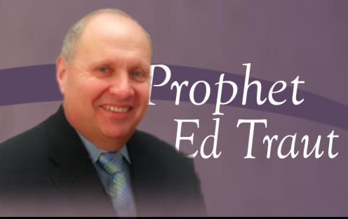 Základní informace o hlavním vyučujícím Edward Traut je židovského původu. Narodil se a vyrůstal v Jihoafrické republice a ke Kristu se obrátil ve svých třinácti letech na evangelizaci pro děti.