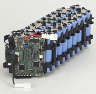 BOSCH ebike System - Baterie PowerPack Lithium ion baterie Active Bosch Battery Management System (BMS) Neustálé monitorování voltáže, napětí, teploty a stavu nabití Integrovaný režim nouzového