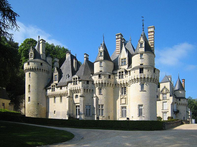 Pohádkové hrady a zámky Fontainebleau Chateau