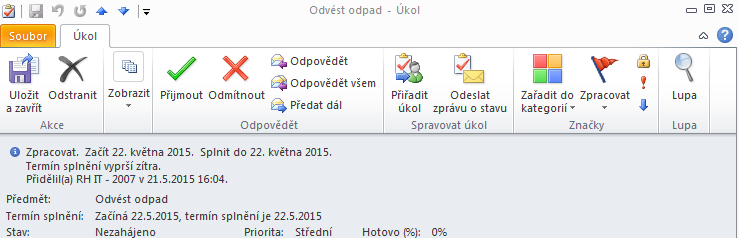 Přijmutí/odmítnutí úkolu Uživatel, kterému byl přidělen úkol, se o tom dozví mailem, který obsahuje tlačítka přijmout a odmítnout. Přijatý úkol se mu následně objeví v modulu úkolů.