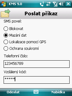 U Ž I V A T E L S K Á P Ř Í R U Č K A 5. Do pole Vzdálený kód zadejte tajný kód nastavený na zařízení, které je příjemcem povelu přes SMS.