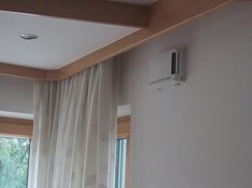 2014 32 Větrání Optimalizace množství větracího vzduchu CO 2, VOC, IAQ senzory Nízkotlaké distribuční sítě Přirozené větrání Strategie regulace