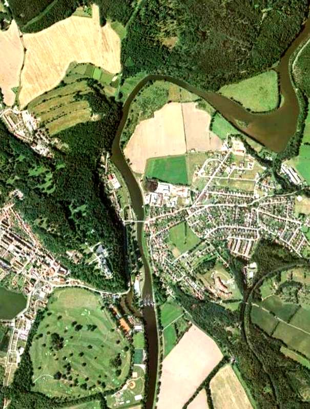 ÚZEMNÍ STUDIE VLTAVA V ÚSEKU TÝN NAD VLTAVOU - ČESKÉ BUDĚJOVICE Podklad pro Studii / analýzu splavnosti Vltavy v Jiţních Čechách (výstup 4.5.
