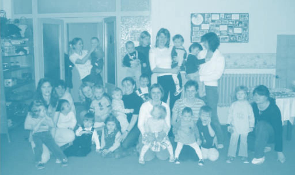 ZALOŽENÍ A ZAČÁTKY MATEŘSKÉHO CENTRA HVĚZDIČKA Občanské sdružení Mateřské centrum Hvězdička vzniklo 7.