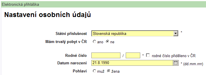 Nejdříve se zadává státní příslušnost a podle ní se rozlišují zájemci z ČR a ostatní zájemci. Dále je pro potřeby výkaznictví uvést zdali má nebo nemá zájemce o studium trvalý pobyt v ČR.