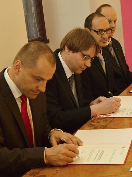 Zelené podnikání soutěž pro ZŠ a SŠ Od roku 2012 je EF JU spolupořadatelem soutěže Zelené podnikání pro základní a střední školy.