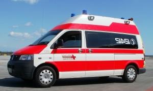 TRANSPORTNÍ TÝM - MEDITRANS AMBULANCE MEDITRANS s.r.o. Praha 4 Nestátní zdravotnické zařízení Dispečerské pracoviště 24 hodin denně, 7 dní v týdnu tel.